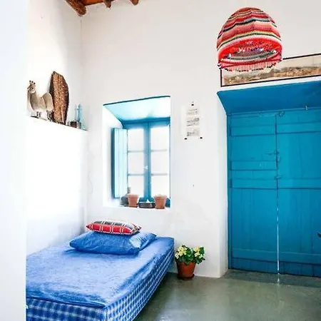 Traditional Cycladic House With Breathtaking View * 플라카