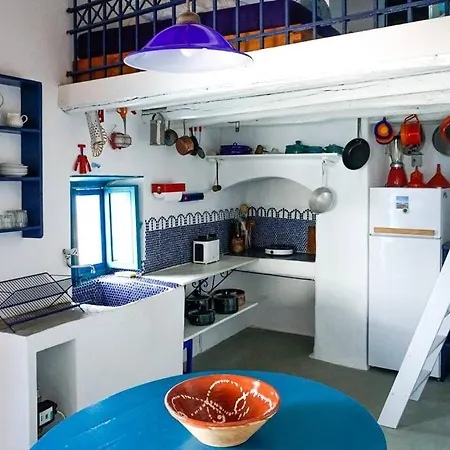 Traditional Cycladic House With Breathtaking View Apartament