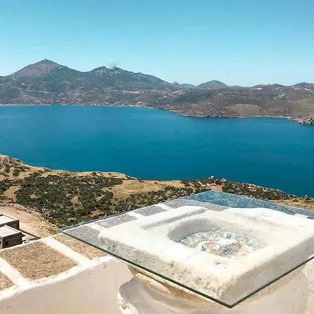 Traditional Cycladic House With Breathtaking View Apartament Plaka (Milos)